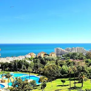 Acogedor,apartamento.piscina, Vistas, Terraza Apartment