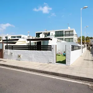 https://estudio-dannamar.puertodelcarmen-hotels.org