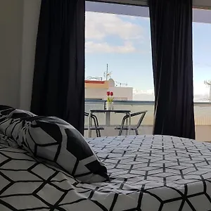 https://estudio-a-estrenar-brillante-confortable-y-agradable-a.in-canary-islands.com